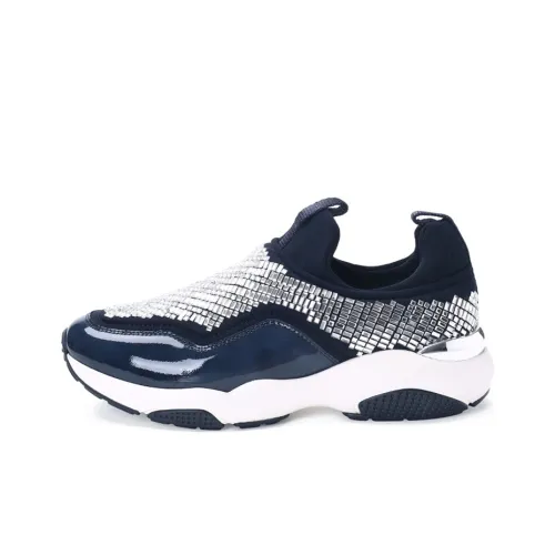 Ferragamo Низкий топ Повседневная обувь Женская Синяя