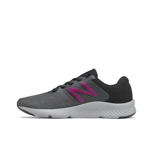 New Balance NB 413 Беговые кроссовки Низкий Топ Женские