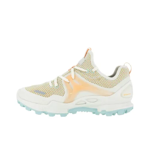 Ecco Беговые кроссовки Low Top Женские