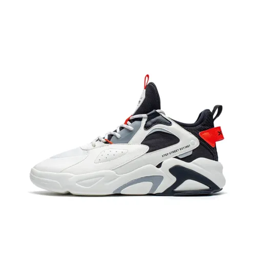 XTEP Fengxing 1,0 Slip Устойчивый к истиранию Амортизаторы Низкий Топ Спортивная повседневная обувь Мужская Белый Черный Красный