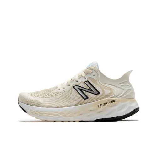 NAKED Copenhagen x New Balance 1080 v11 MID Беговые кроссовки Женские Морская соль Белый