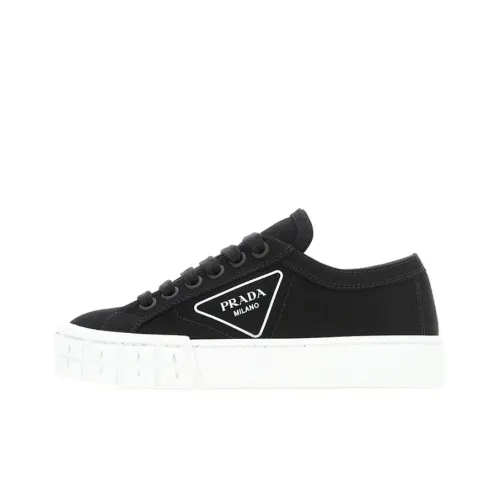PRADA Low-Top Sneakers Женские