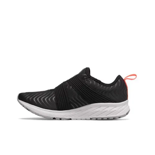 New Balance NB FuelCore V2 Low Топ Беговые кроссовки Женские Черный