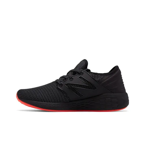 New Balance Fresh Foam Cruz v2 Low Топ Беговые кроссовки Женские Черный