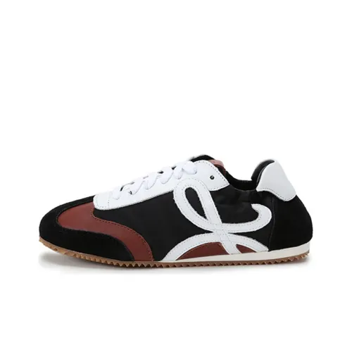 LOEWE Ballet Runner Беговые кроссовки Низкий топ Женские