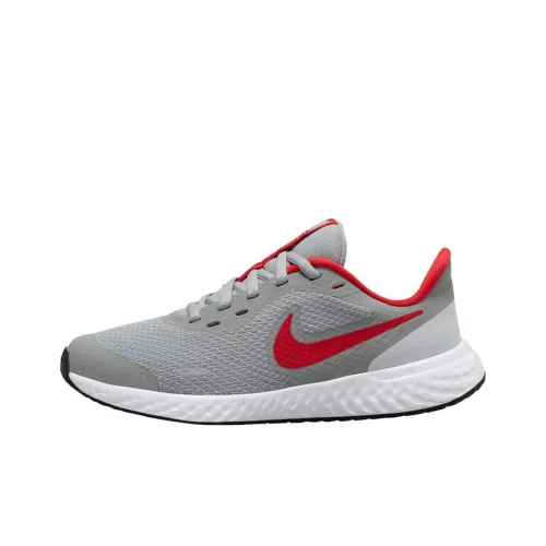 Nike REVOLUTION 5 Амортизаторы Slip-resistant Abrasion-resistant Дышащие Низкие Беговые кроссовки Женские Серый Красный