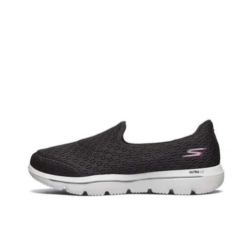 Skechers Go Walk Evolution Ultra Low Топ Спортивная повседневная обувь Женская Черный Белый