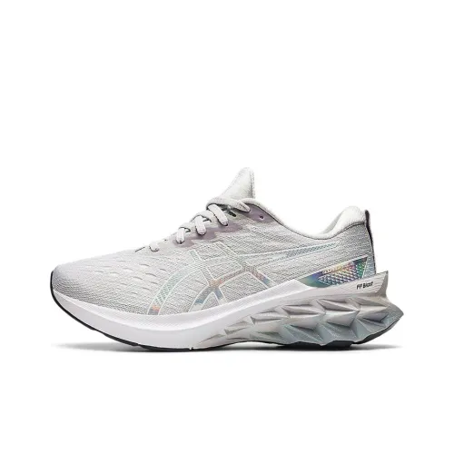 Asics Novablast 2 Амортизация Низкий Топ Марафон Беговые кроссовки Женские Серый Белый