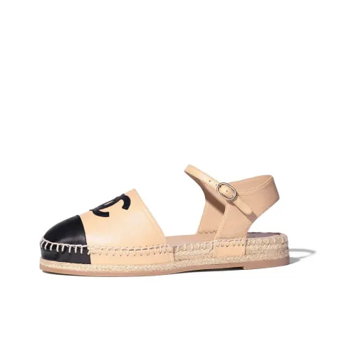 CHANEL Повседневная обувь Женская Бежевая