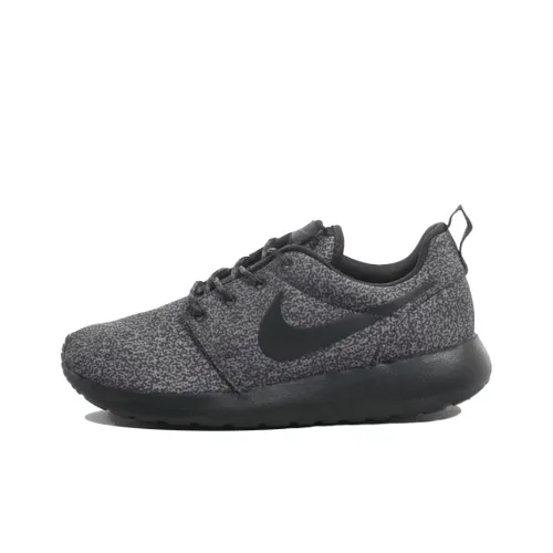 nike Roshe Run Shock Absorbers Slip-Resistant Abrasion-Resistant Low Top Casual Running Shoes Women's Gray nike Roshe Run Shock Absorbers Противоскользящие устойчивые к истиранию низкий топ повседневные беговые кроссовки женские серый