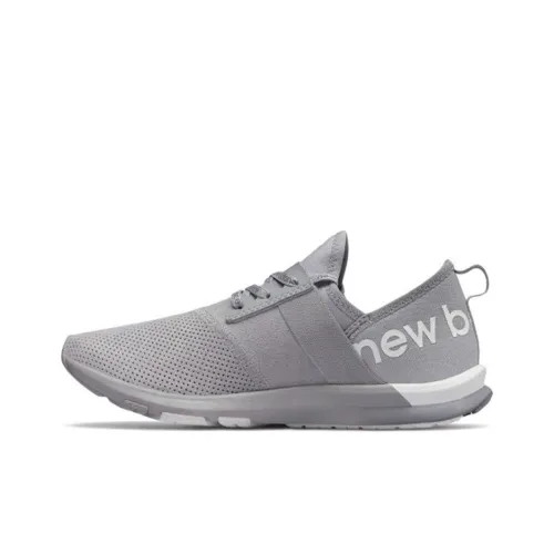 New Balance NB FuelCore Беговые кроссовки MID Топ Женские