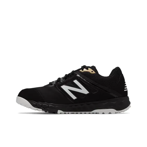 New Balance NB 3000 v4 Шипы Низкий Топ Беговые кроссовки Мужской Белый Черный