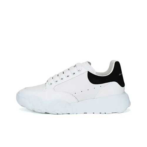 Alexander McQueen Court Trainer Low Беговые кроссовки Мужские Белый Черный