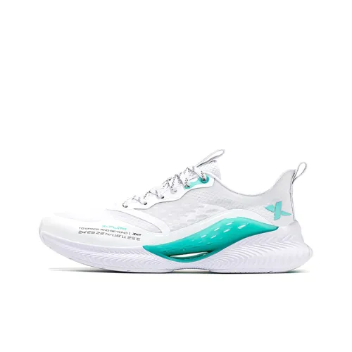 XTEP Qing Feng 4,0 Беговые кроссовки Низкий Топ Мужской
