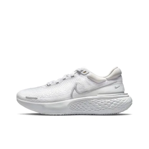 Nike Invincible Run 1 Беговые кроссовки Низкий Топ Женские
