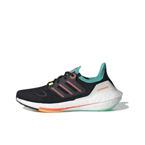 Adidas ULT Детская беговая обувь с низким верхом для школьного возраста