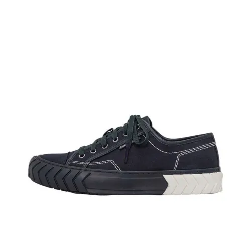 Both Low-Top Men's Canvas Shoes
