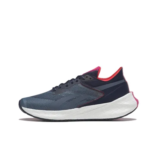Reebok Беговые кроссовки Low Топ Женские