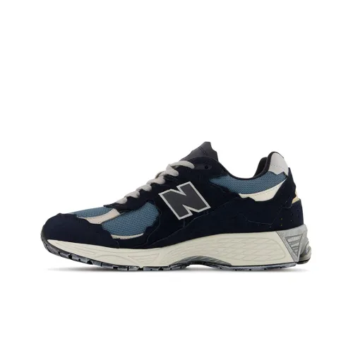 New Balance NB 2002R Support Low Top Trail Беговые кроссовки Унисекс Черный