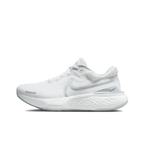 Nike Invincible Run 2 Беговые кроссовки Низкий Топ Женские