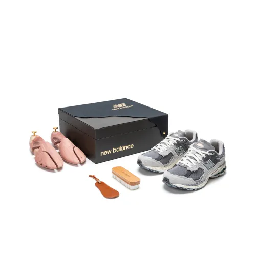 New Balance NB 2002R Low Топ Беговые кроссовки Унисекс Серо-дождевой