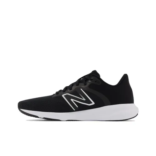 New Balance NB 413 Low Топ Беговые кроссовки Мужской Черный