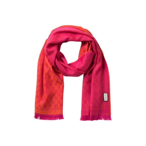 GUCCI Шарфы из шерсти для унисекса