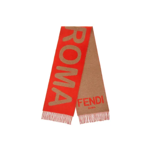 FENDI Вязаные шарфы Женские
