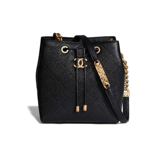 CHANEL Рюкзаки Женские