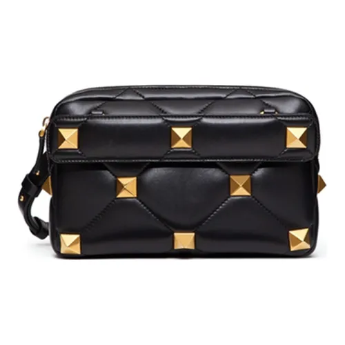 Valentino Roman Stud Сумки через плечо Мужской