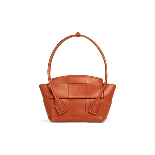 Bottega Veneta Arco Коровья кожа Сумка через плечо Женская Коричневая