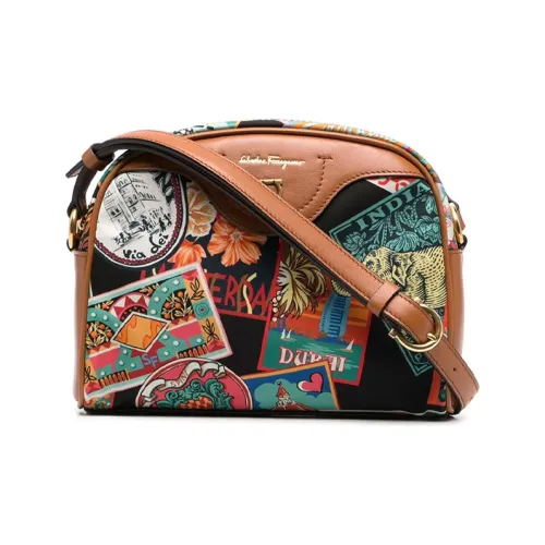 FERRAGAMO Кожа Camera Сумка Сумка через плечо Сумка на плечо Средняя Унисекс Коричневый