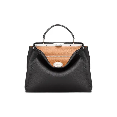 FENDI Сумки Женские