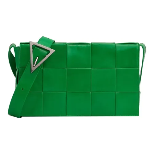 Bottega Veneta Cassette Корова Кожа Сумка Сумка через плечо Сумка через плечо Средний Мужской Зеленый