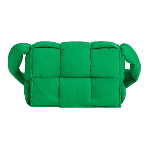 Bottega Veneta CASSETTE Pillow Bag Полиамид Сумка через плечо Мини Женская Зеленая