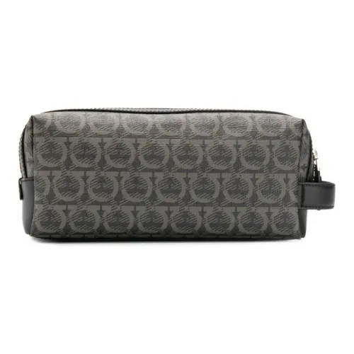 Ferragamo Сумка для туалетных принадлежностей из коровьей кожи мужская черная