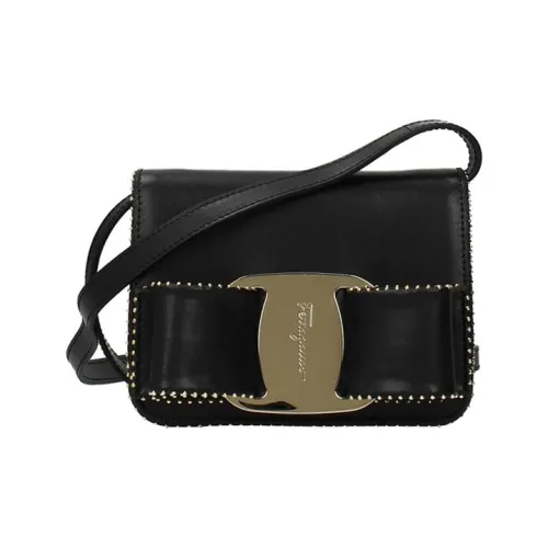 Ferragamo Vara Сумки через плечо Женские