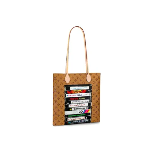 LOUIS VUITTON Carry It Сумки через плечо Женские