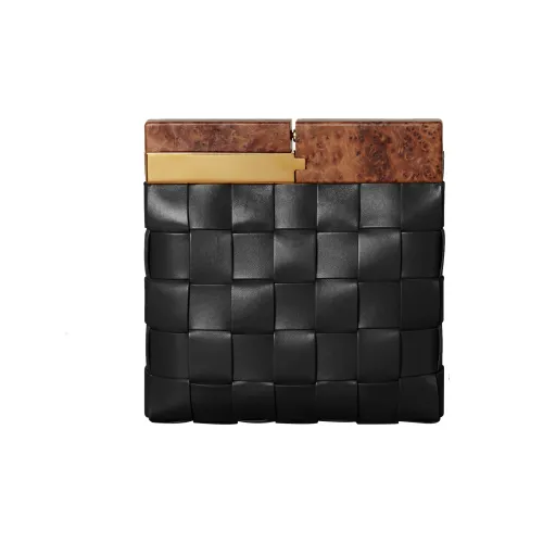 Bottega Veneta Клатчи Женские