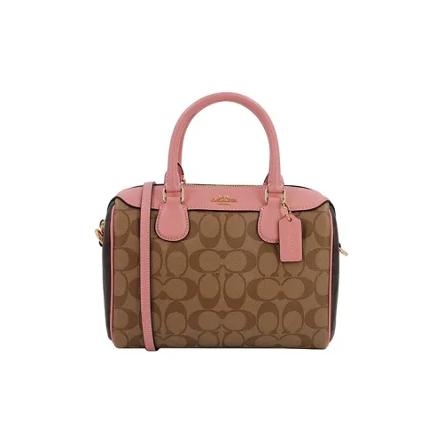 COACH Bennett Клатчи Женские