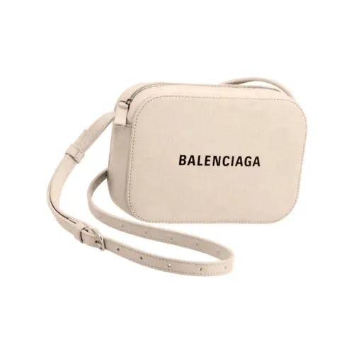 BALENCIAGA Сумки через плечо Женские