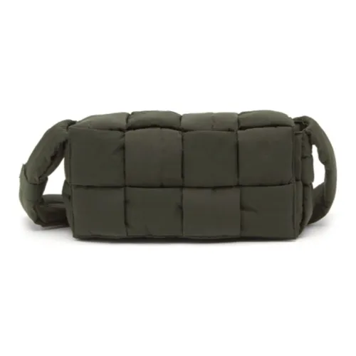 Bottega Veneta CASSETTE Pillow Bag Нейлоновая ткань Сумка через плечо Средний Мужской Яшма