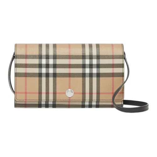 Burberry Сумки через плечо Женские