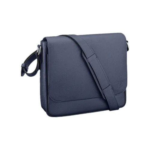 LOUIS VUITTON Роман TAÏGA Коровья кожа Доска Курьерская сумка Сумка через плечо Маленькая Мужская Синяя
