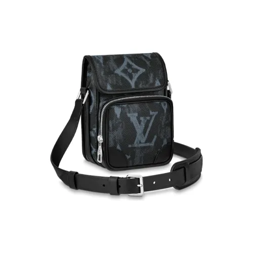 LOUIS VUITTON Покрытый холст с коровья кожа комбинированная курьерская сумка сумка через плечо стандартная мужская черная