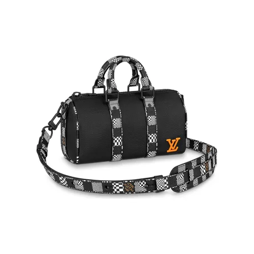 LOUIS VUITTON Сумка через плечо из коровьей кожи мужская черная