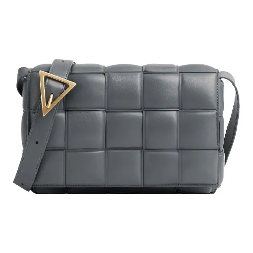 Bottega Veneta Padded Cassette Sheepskin Pillow Bag Сумка через плечо Стандартная Женская Storm Gray