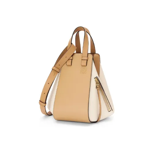 LOEWE Hammock Телячья кожа Сумка Сумка через плечо Сумка через плечо Стандартная Женская Дюна Теплая Пустыня