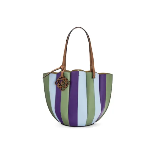 LOEWE Сумки через плечо Женские