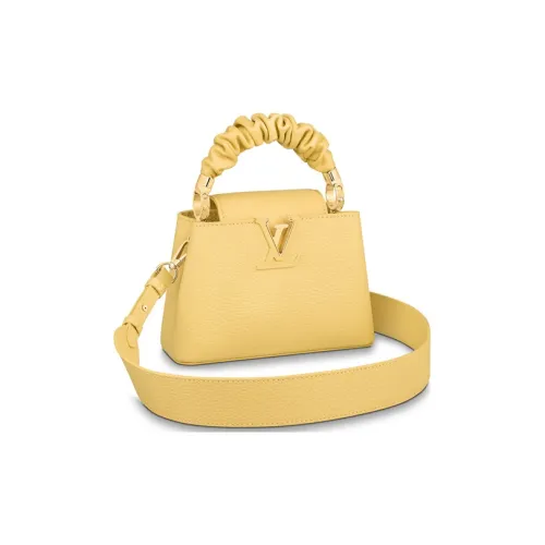 LOUIS VUITTON Capucines Коровья кожа Kapsyn Сумка через плечо Сумка на одно плечо Мини Женская Имбирно-желтый